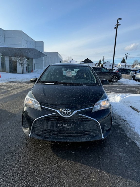 2016 Toyota Yaris SE in Brossard, Quebec - 4 - w1024h768px