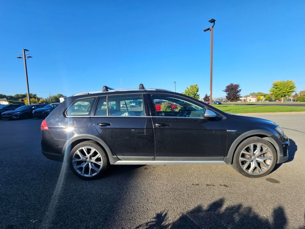 2017 Volkswagen GOLF ALLTRACK 4 MOTIONS in Brossard, Quebec - 7 - w1024h768px