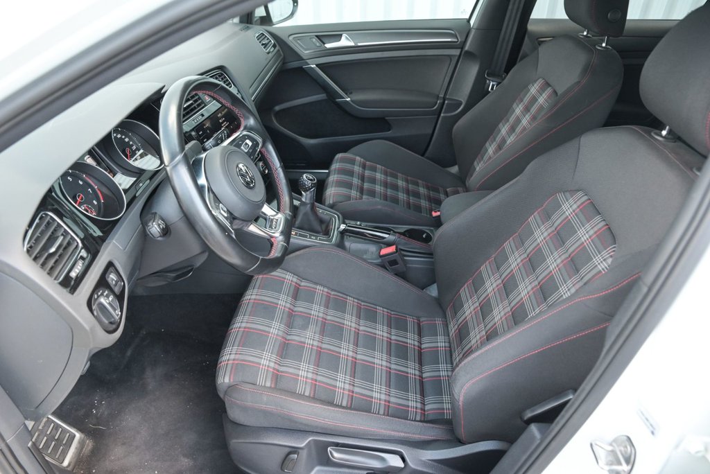 Volkswagen Golf GTI Autobahn 2018 à Brossard, Québec - 9 - w1024h768px