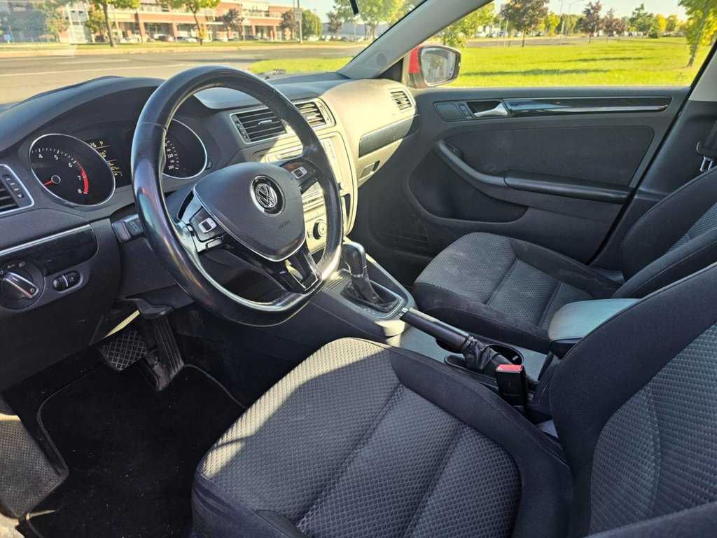 2016 Volkswagen Jetta Sedan 1.8T Sport in Brossard, Quebec - 9 - w1024h768px