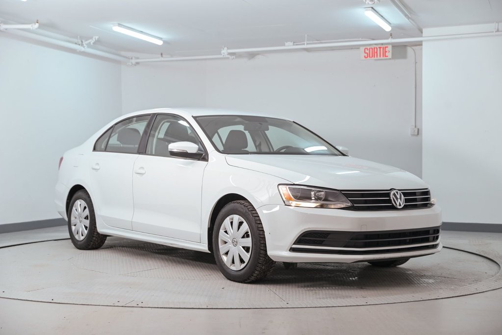 2016 Volkswagen Jetta Sedan in Brossard, Quebec - 1 - w1024h768px