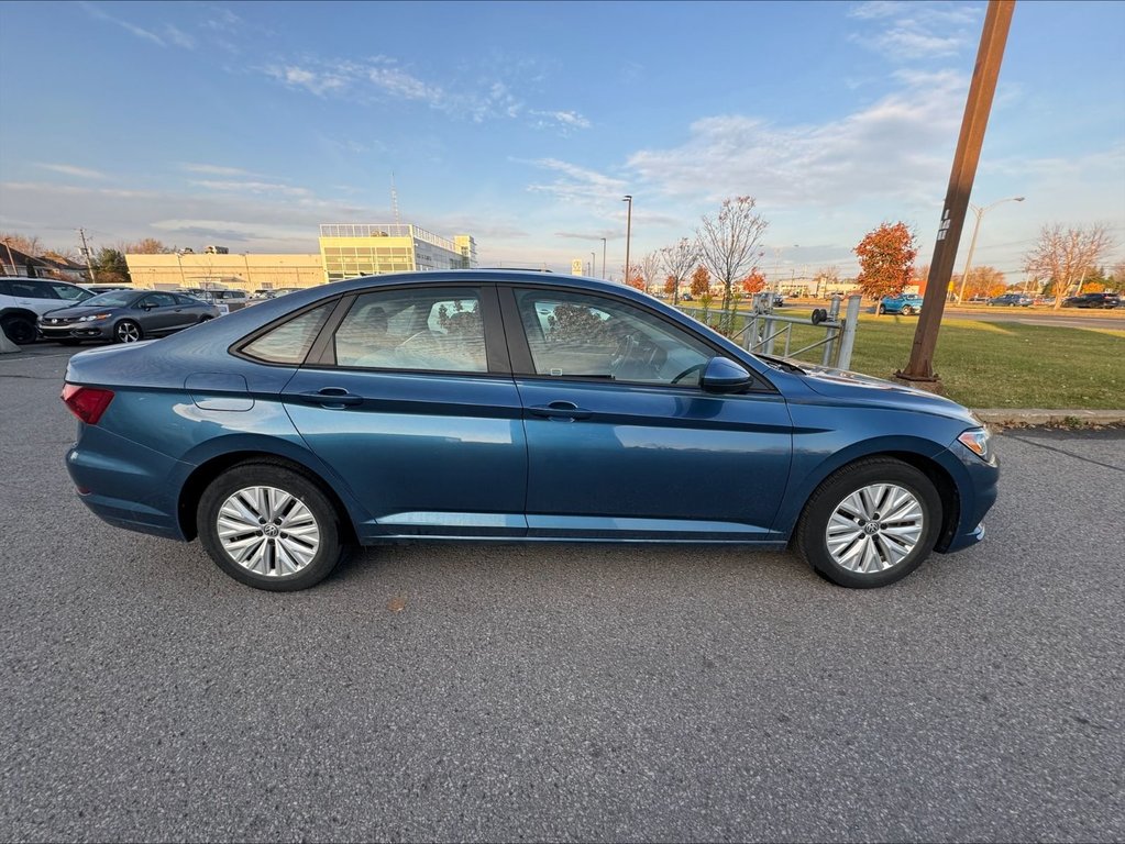 Jetta Comfortline 2019 à Brossard, Québec - 3 - w1024h768px