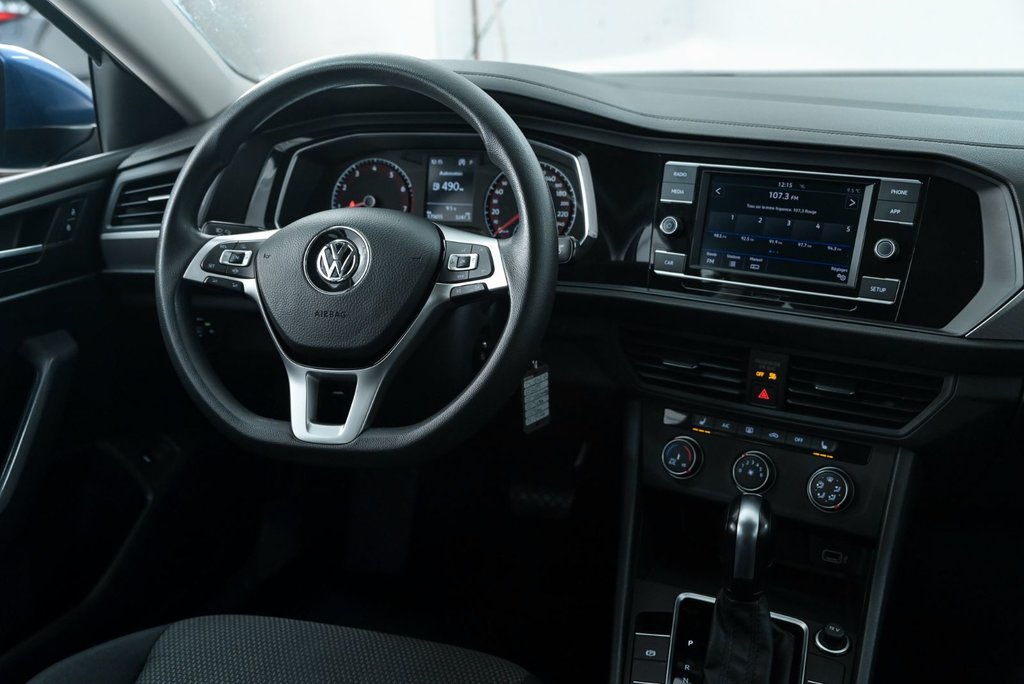 2019  Jetta Comfortline in Brossard, Quebec - 22 - w1024h768px