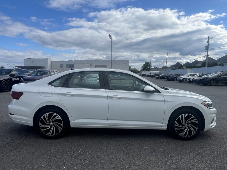 2020 Volkswagen Jetta Execline in Brossard, Quebec - 7 - w1024h768px