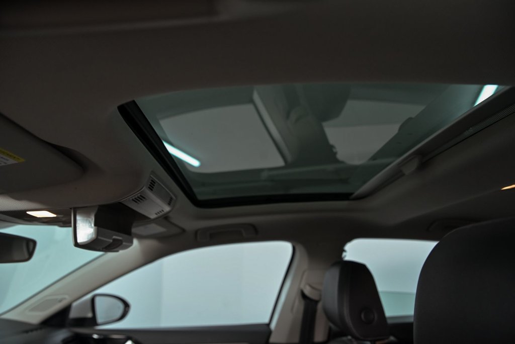 2020 Volkswagen Jetta Execline in Brossard, Quebec - 23 - w1024h768px