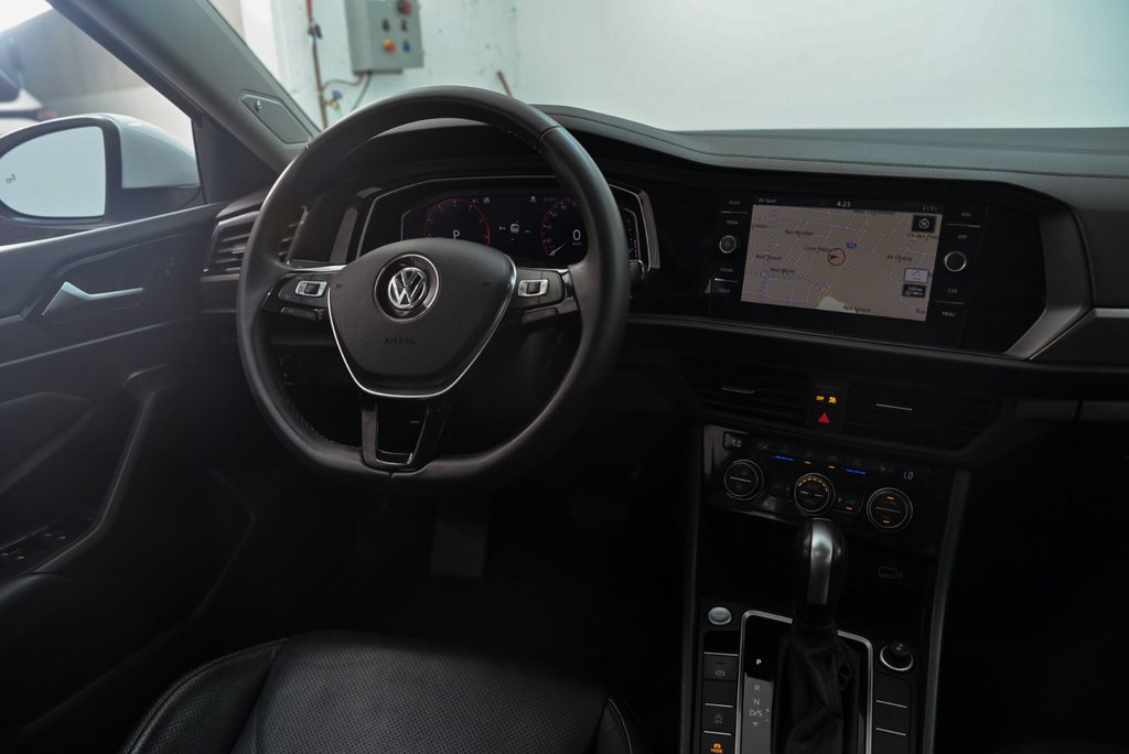 2020 Volkswagen Jetta Execline in Brossard, Quebec - 25 - w1024h768px