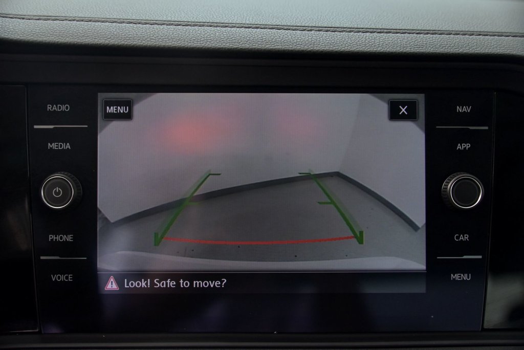 2020 Volkswagen Jetta Execline in Brossard, Quebec - 19 - w1024h768px