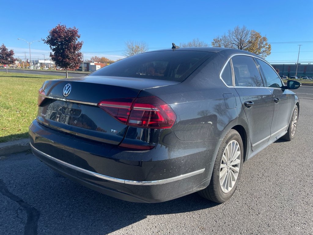 2017 Volkswagen Passat Comfortline in Brossard, Quebec - 4 - w1024h768px