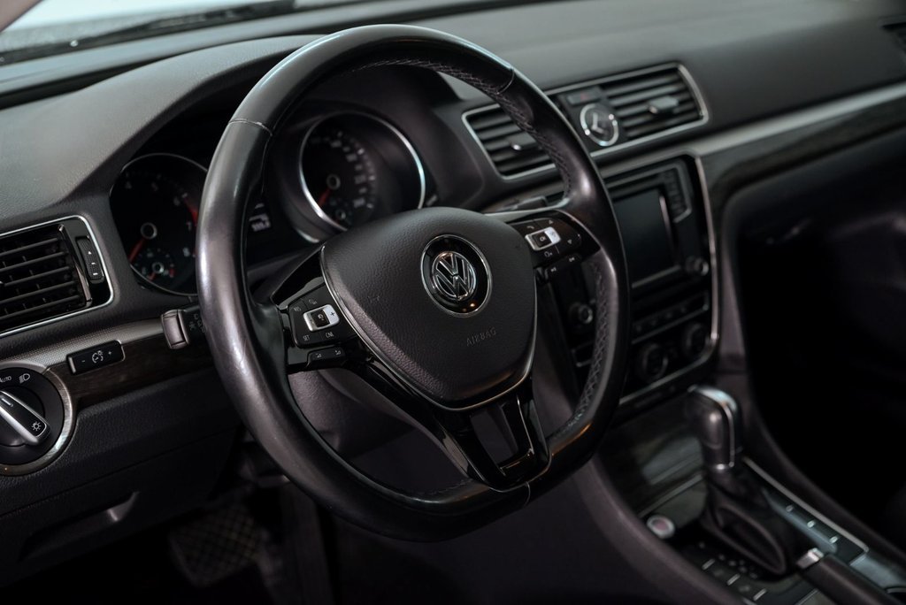 Volkswagen Passat Comfortline 2017 à Brossard, Québec - 12 - w1024h768px