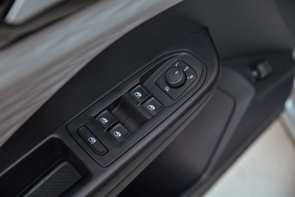 2024 Volkswagen Taos Trendline in Brossard, Quebec - 9 - w1024h768px