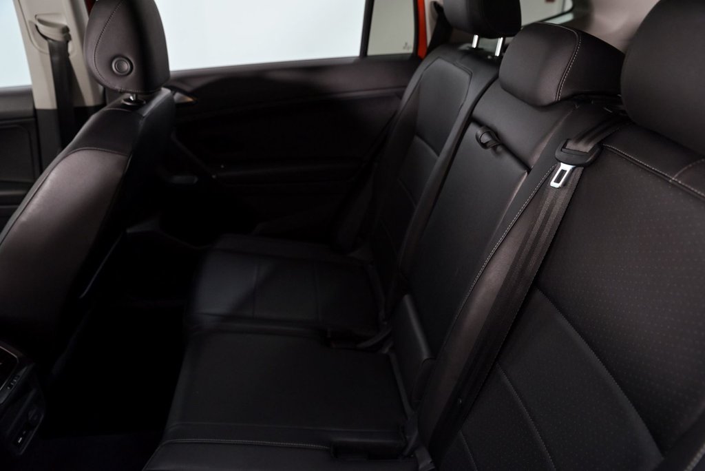 2018 Volkswagen Tiguan Comfortline in Brossard, Quebec - 21 - w1024h768px