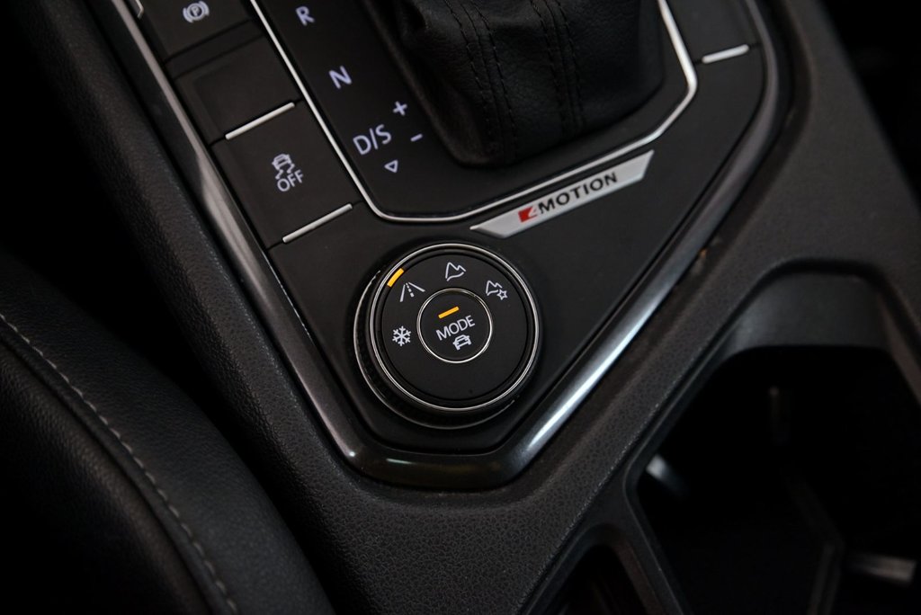 2018 Volkswagen Tiguan Comfortline in Brossard, Quebec - 19 - w1024h768px