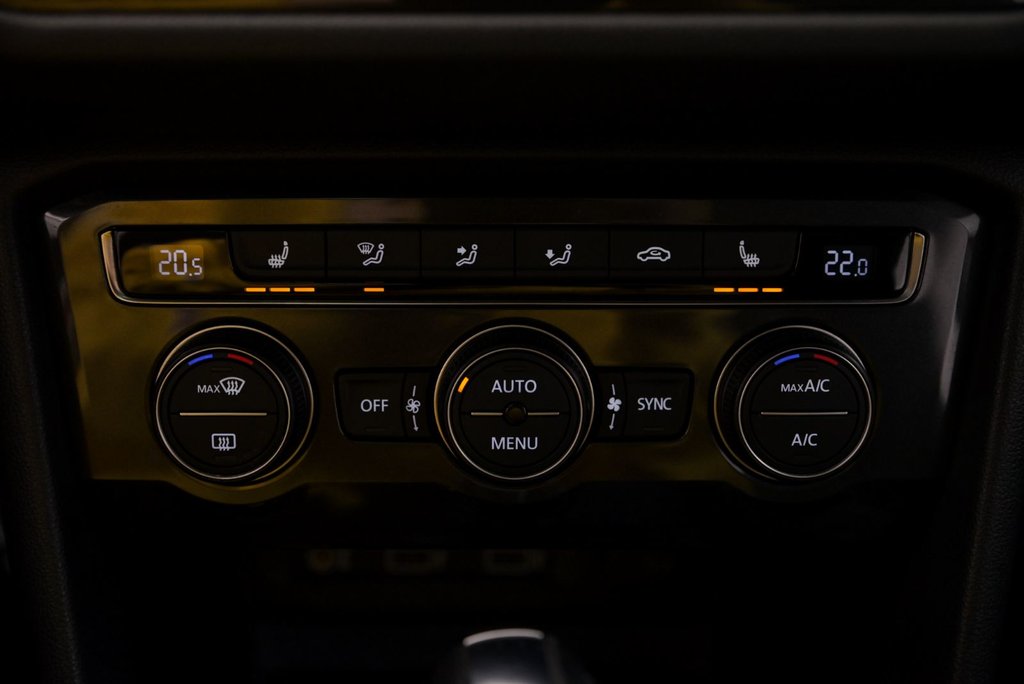 2018 Volkswagen Tiguan Comfortline in Brossard, Quebec - 17 - w1024h768px