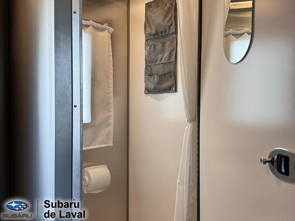 Airstream Basecamp 20 pi 2 po 2023 à Laval, Québec - 8 - w1024h768px