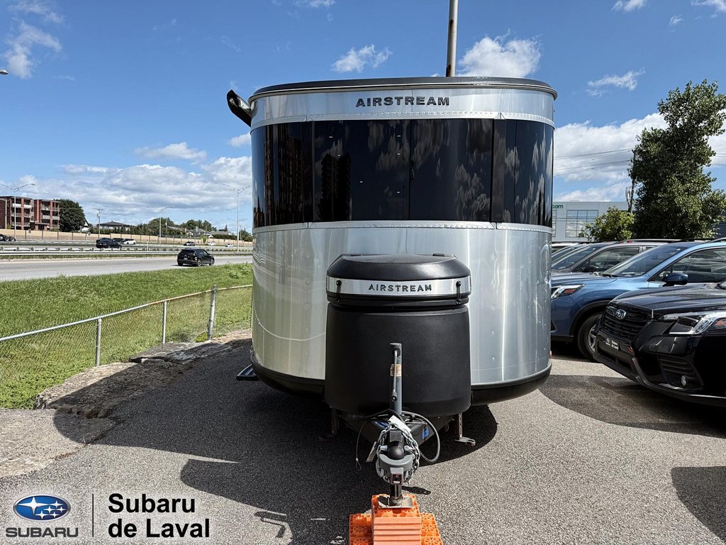 Airstream Basecamp 20 pi 2 po 2023 à Laval, Québec - 2 - w1024h768px