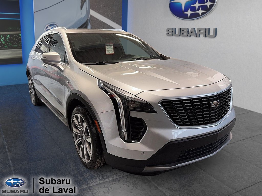 2020 Cadillac XT4 AWD Premium Luxury in Laval, Quebec - 3 - w1024h768px