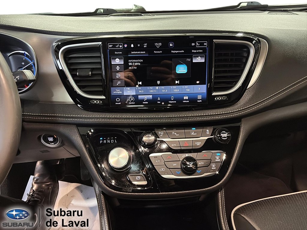 Chrysler Pacifica Hybrid Limited 2022 à Terrebonne, Québec - 17 - w1024h768px