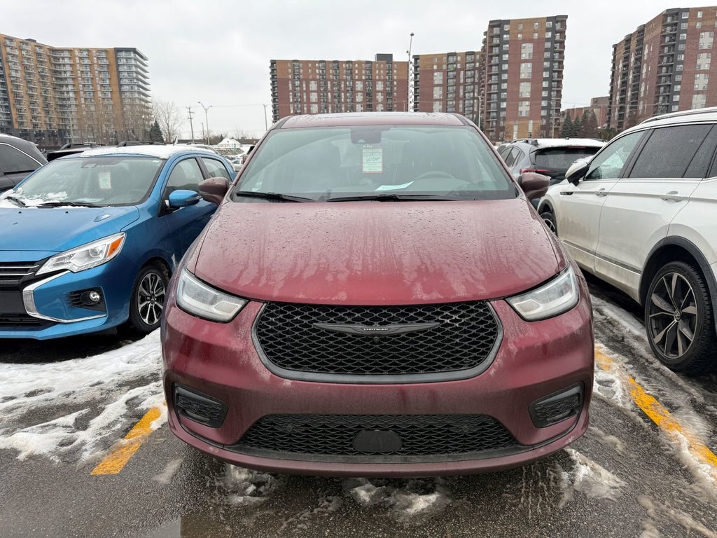 Chrysler Pacifica Hybrid Limited 2022 à Laval, Québec - 3 - w1024h768px