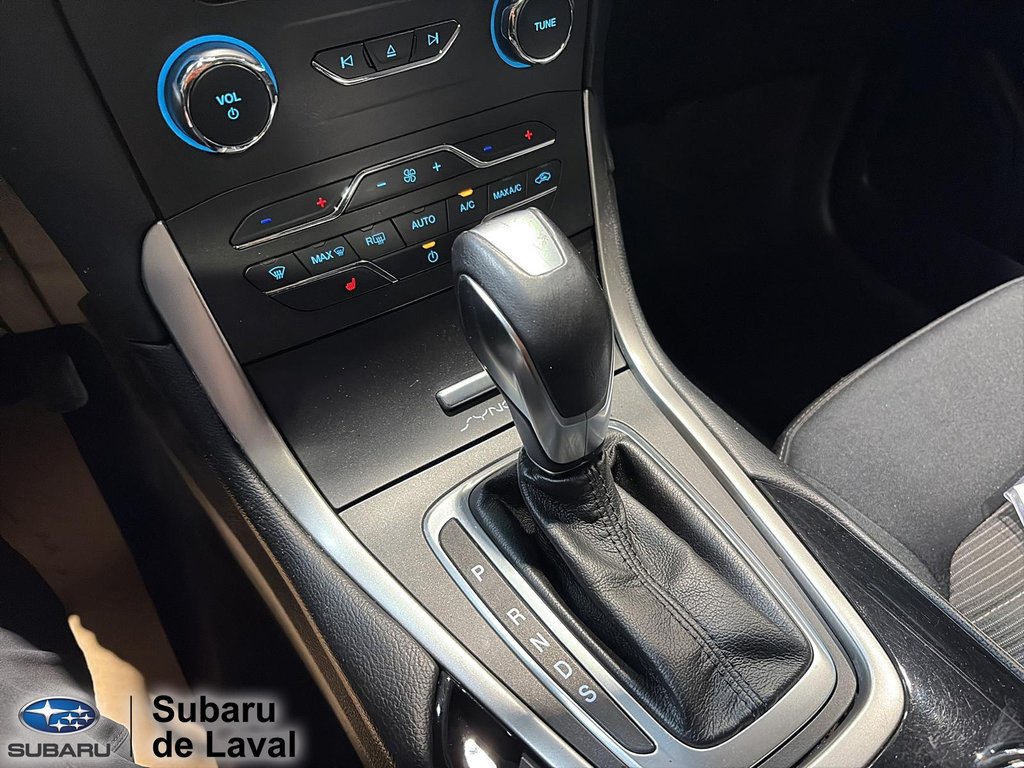 2017 Ford Edge SEL in Terrebonne, Quebec - 21 - w1024h768px