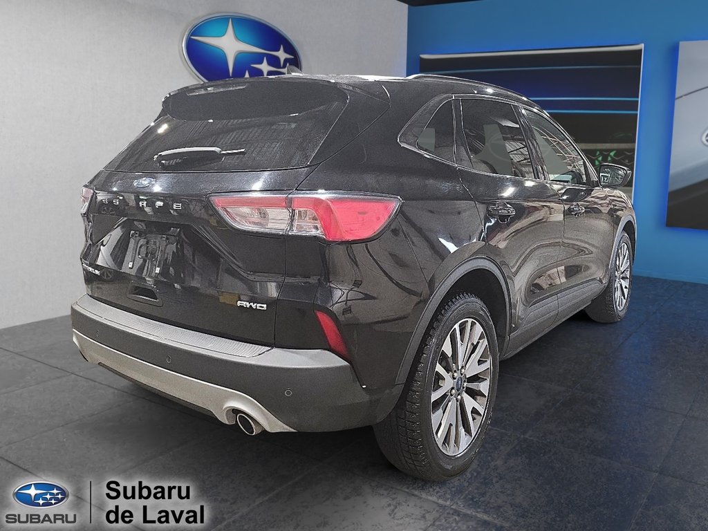 2022 Ford Escape Titanium in Laval, Quebec - 5 - w1024h768px