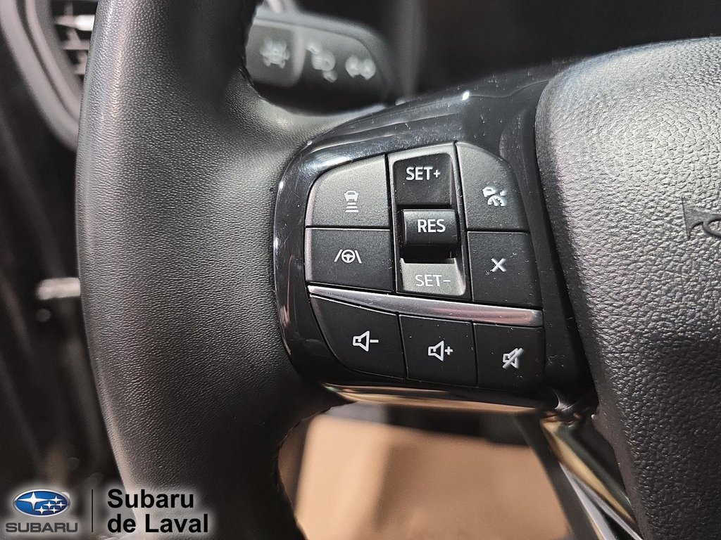 2022 Ford Escape Titanium in Laval, Quebec - 23 - w1024h768px