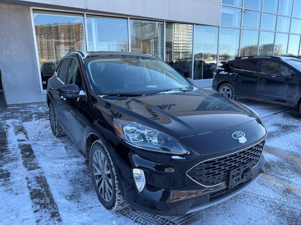 2022 Ford Escape Titanium in Laval, Quebec - 5 - w1024h768px