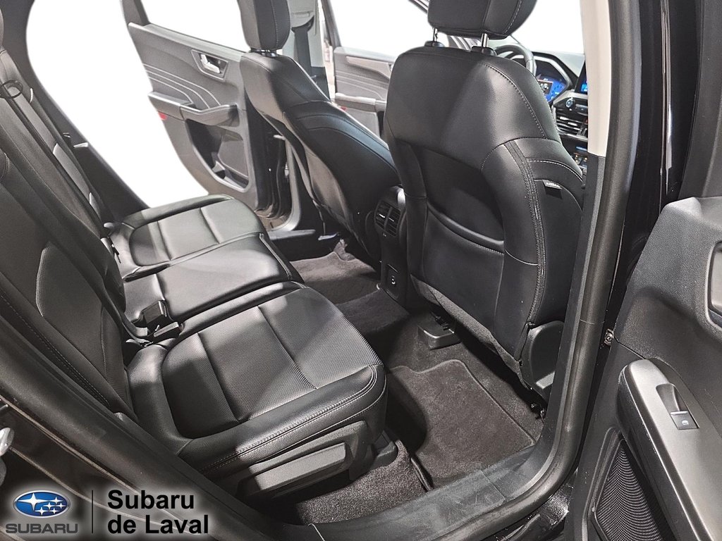 2022 Ford Escape Titanium in Laval, Quebec - 13 - w1024h768px
