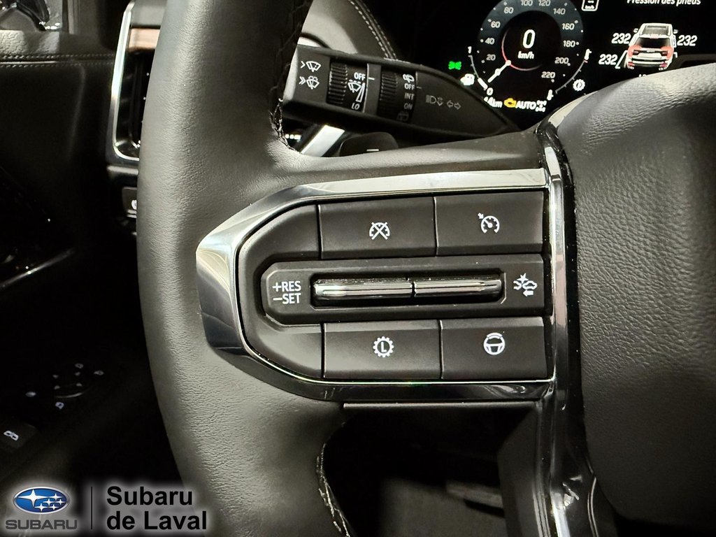 GMC Yukon Denali 2025 à Laval, Québec - 14 - w1024h768px