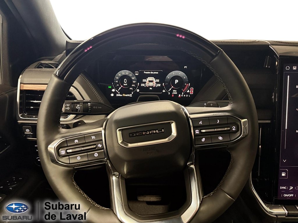 GMC Yukon Denali 2025 à Laval, Québec - 9 - w1024h768px