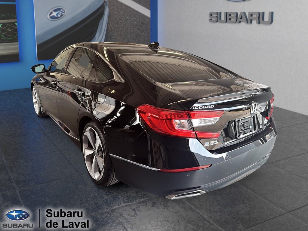 2019 Honda Accord Sedan Touring in Laval, Quebec - 6 - w1024h768px
