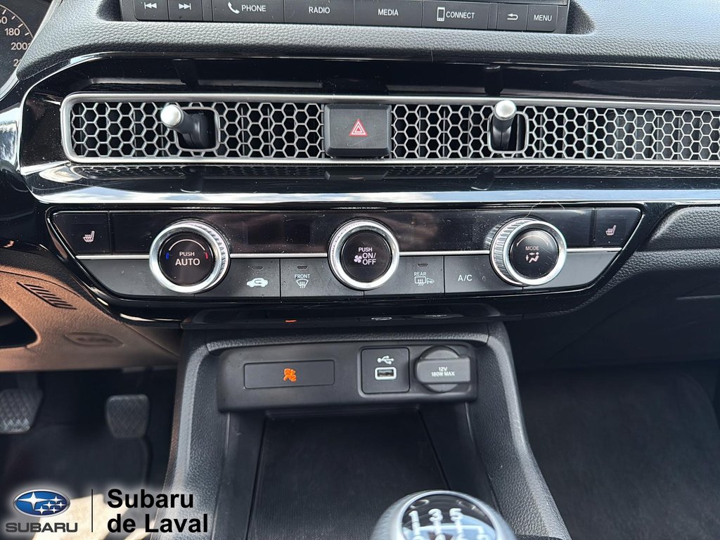 2022 Honda Civic Hatchback LX in Terrebonne, Quebec - 13 - w1024h768px