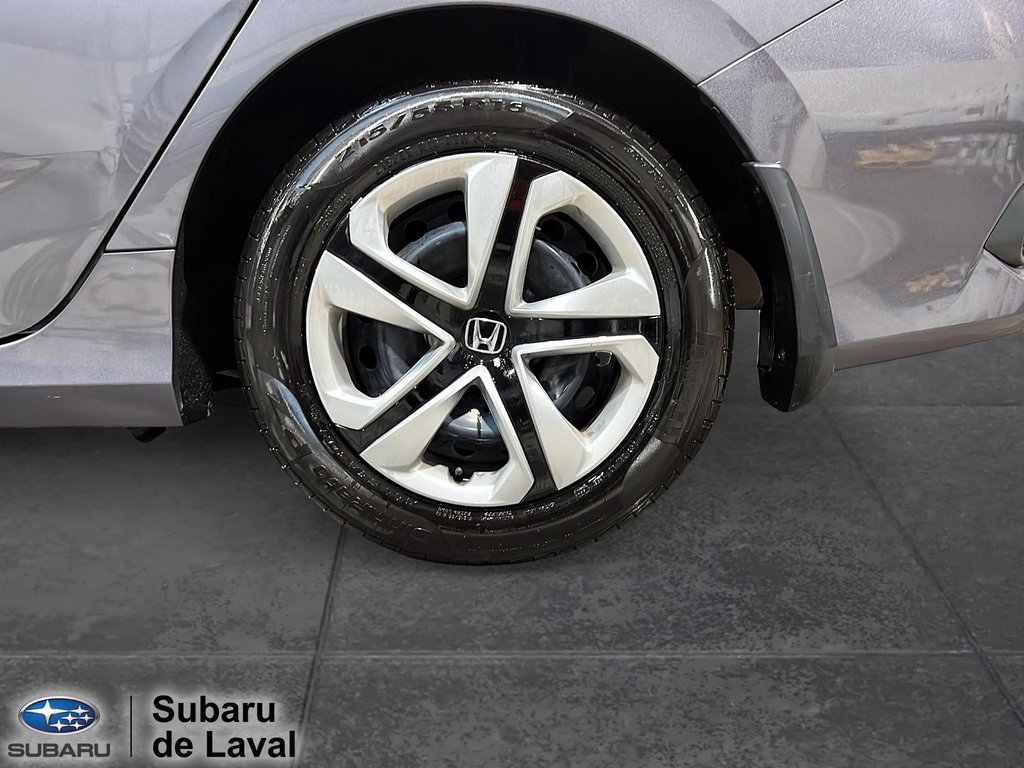 2016 Honda Civic Sedan LX in Terrebonne, Quebec - 9 - w1024h768px