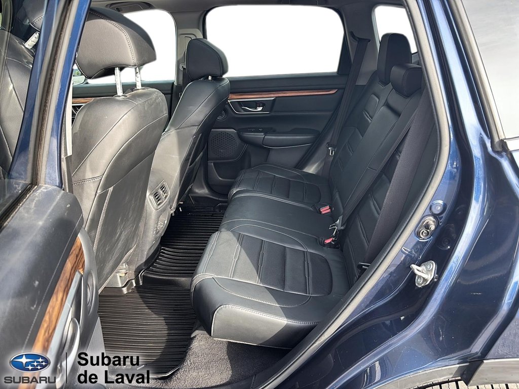 Honda CR-V Touring 2019 à Laval, Québec - 13 - w1024h768px