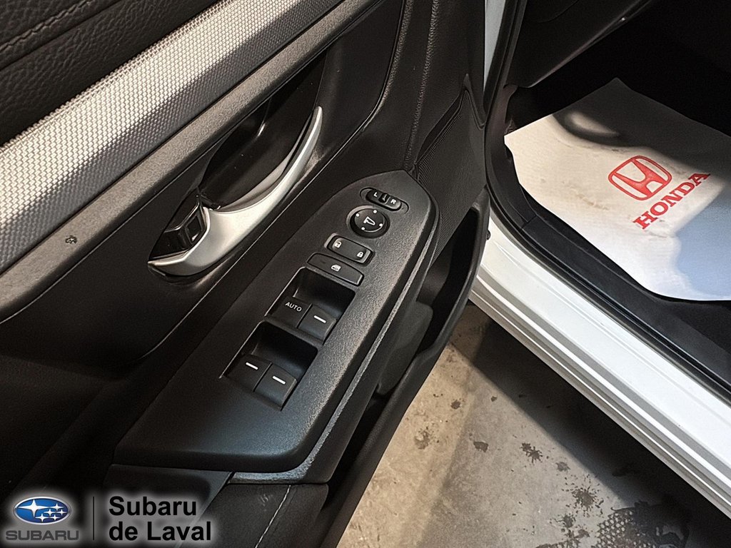 2021 Honda CR-V LX in Laval, Quebec - 11 - w1024h768px