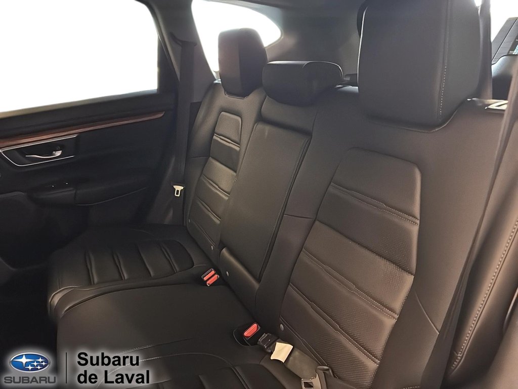 2022 Honda CR-V Touring in Terrebonne, Quebec - 9 - w1024h768px