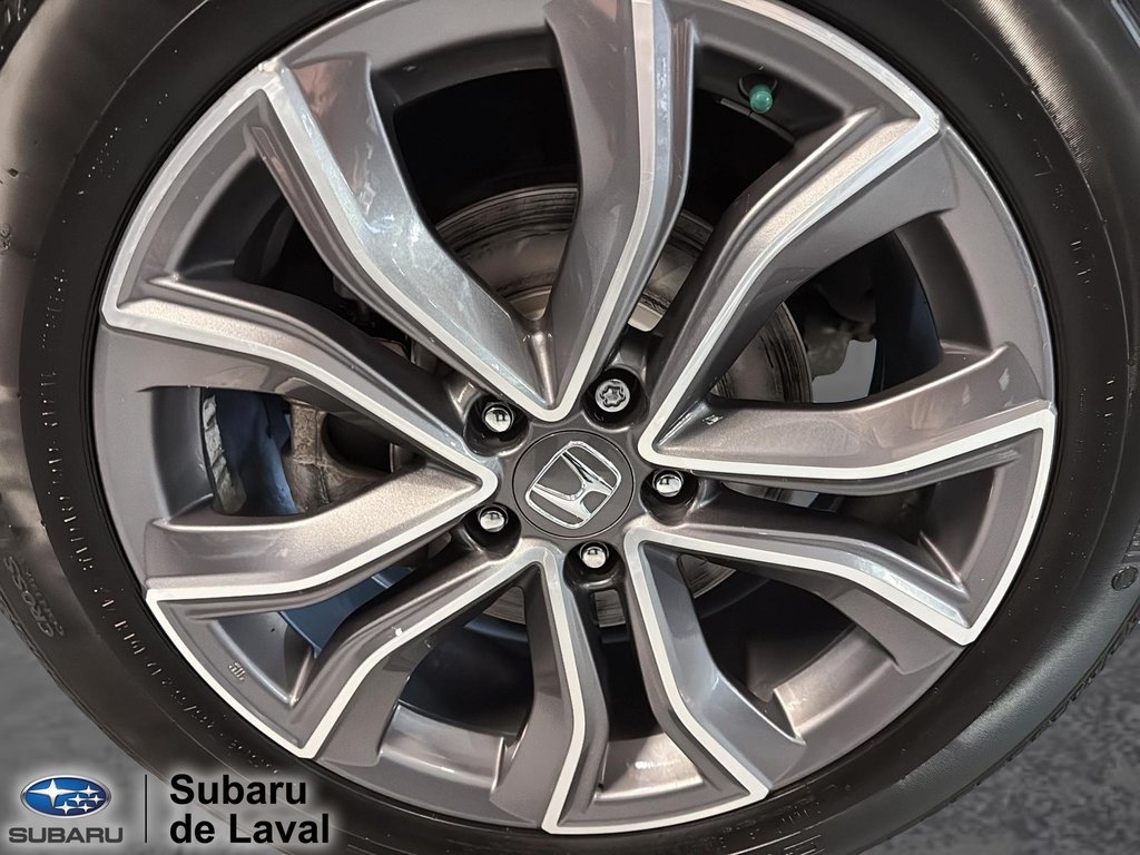 2022 Honda CR-V Touring in Terrebonne, Quebec - 5 - w1024h768px