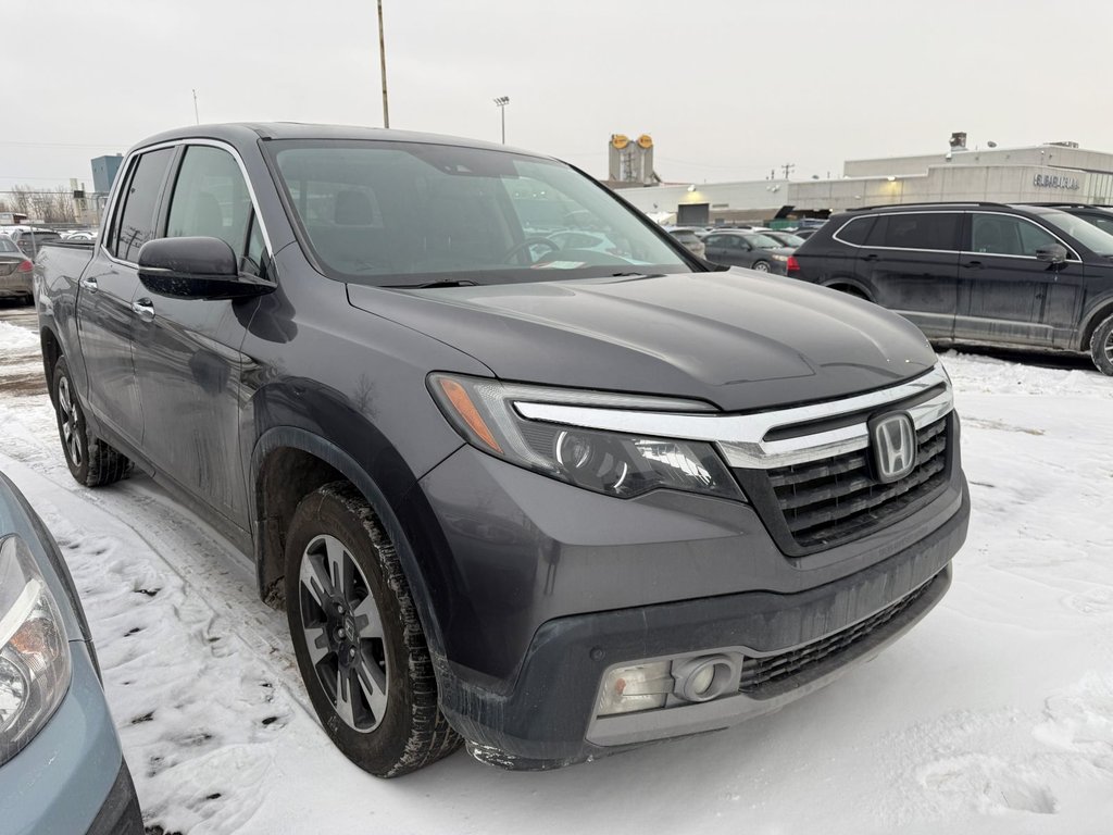 2019 Honda Ridgeline Touring in Laval, Quebec - 5 - w1024h768px