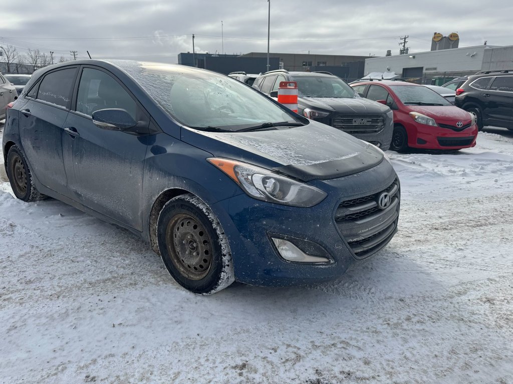 2016 Hyundai Elantra GT GLS in Terrebonne, Quebec - 5 - w1024h768px