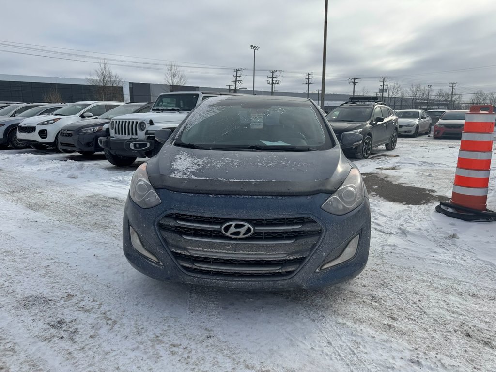 2016 Hyundai Elantra GT GLS in Terrebonne, Quebec - 3 - w1024h768px