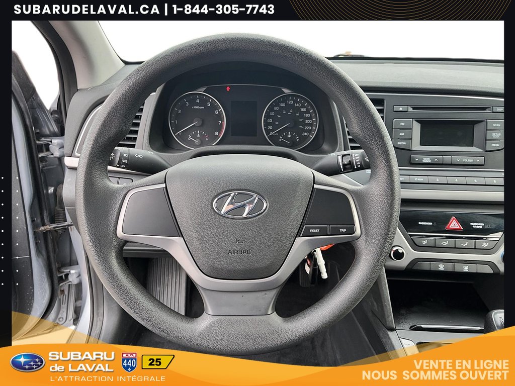 Hyundai Elantra L 2017 à Laval, Québec - 17 - w1024h768px