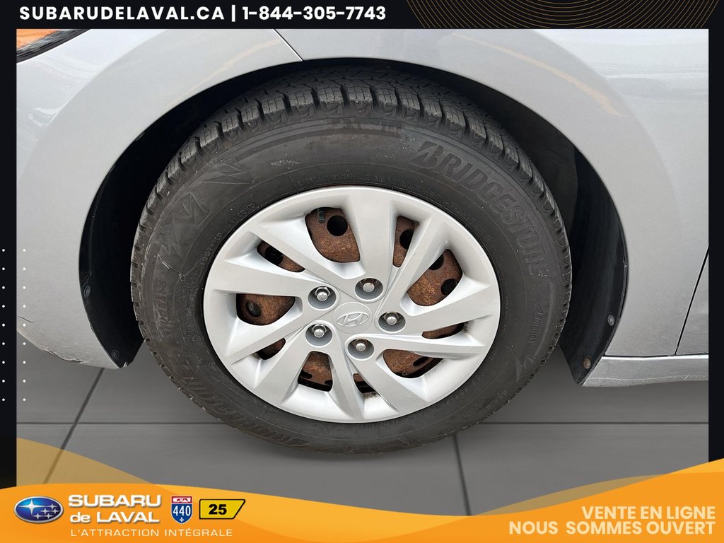 Hyundai Elantra L 2017 à Terrebonne, Québec - 9 - w1024h768px