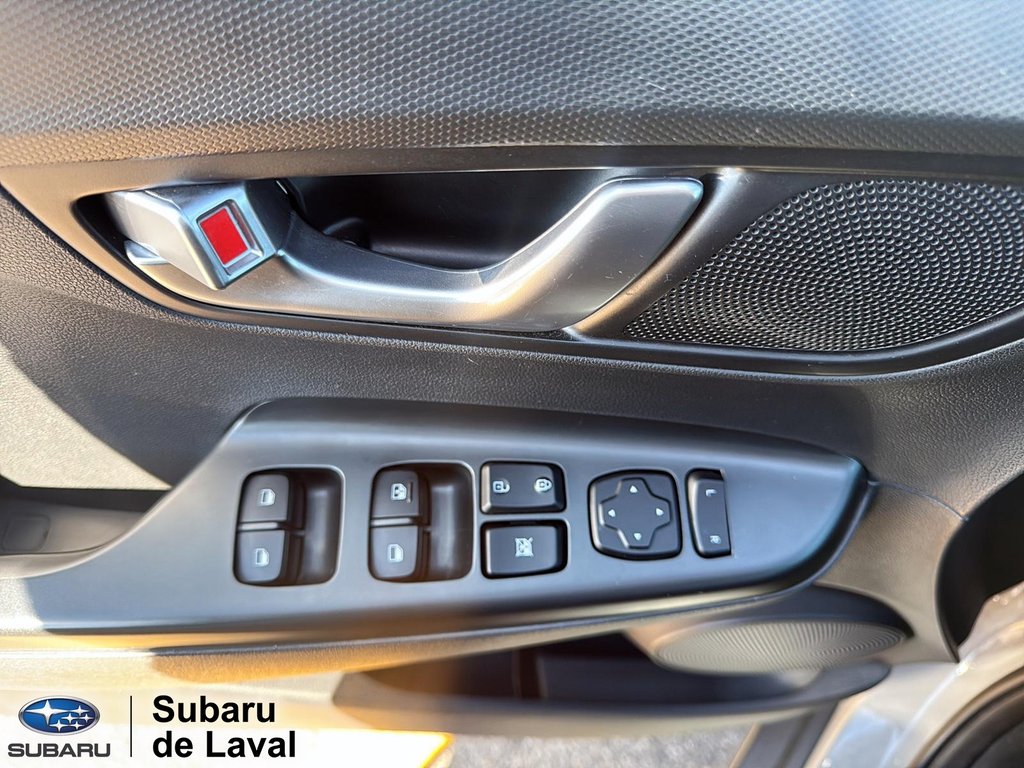 2023 Hyundai Kona Electric Preferred in Laval, Quebec - 9 - w1024h768px