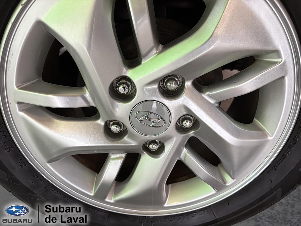 2022 Hyundai Venue Preferred in Laval, Quebec - 8 - w1024h768px