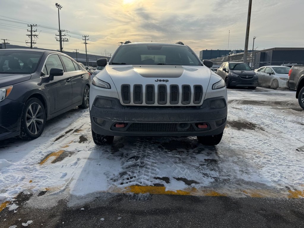 2018 Jeep Cherokee in Terrebonne, Quebec - 3 - w1024h768px