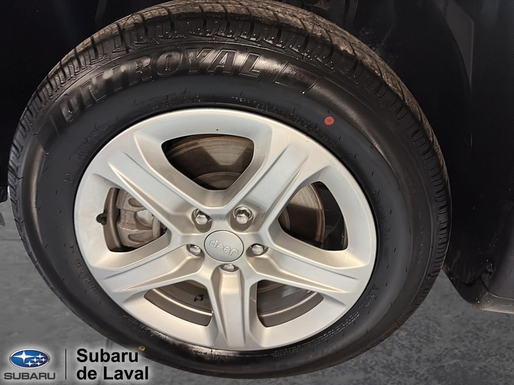 Jeep Compass Sport 2024 à Terrebonne, Québec - 9 - w1024h768px