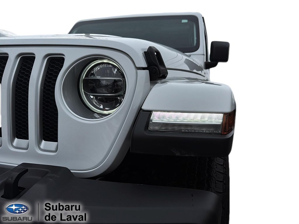 2019 Jeep Wrangler Unlimited Sahara in Laval, Quebec - 27 - w1024h768px