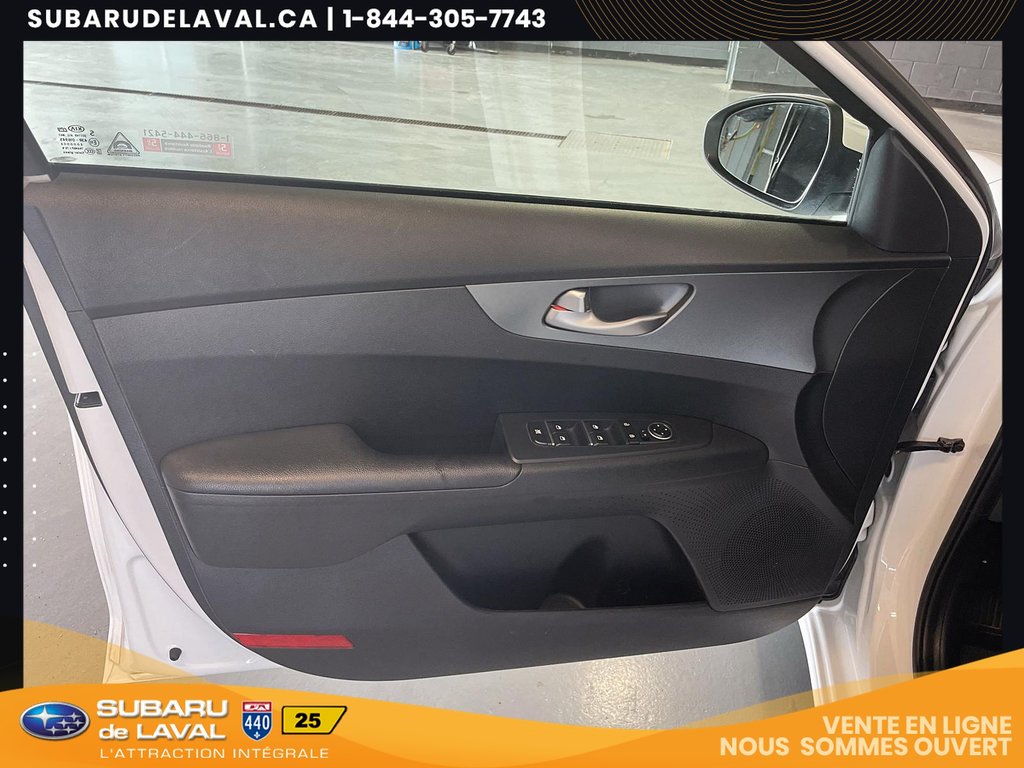 2019 Kia Forte LX in Terrebonne, Quebec - 11 - w1024h768px