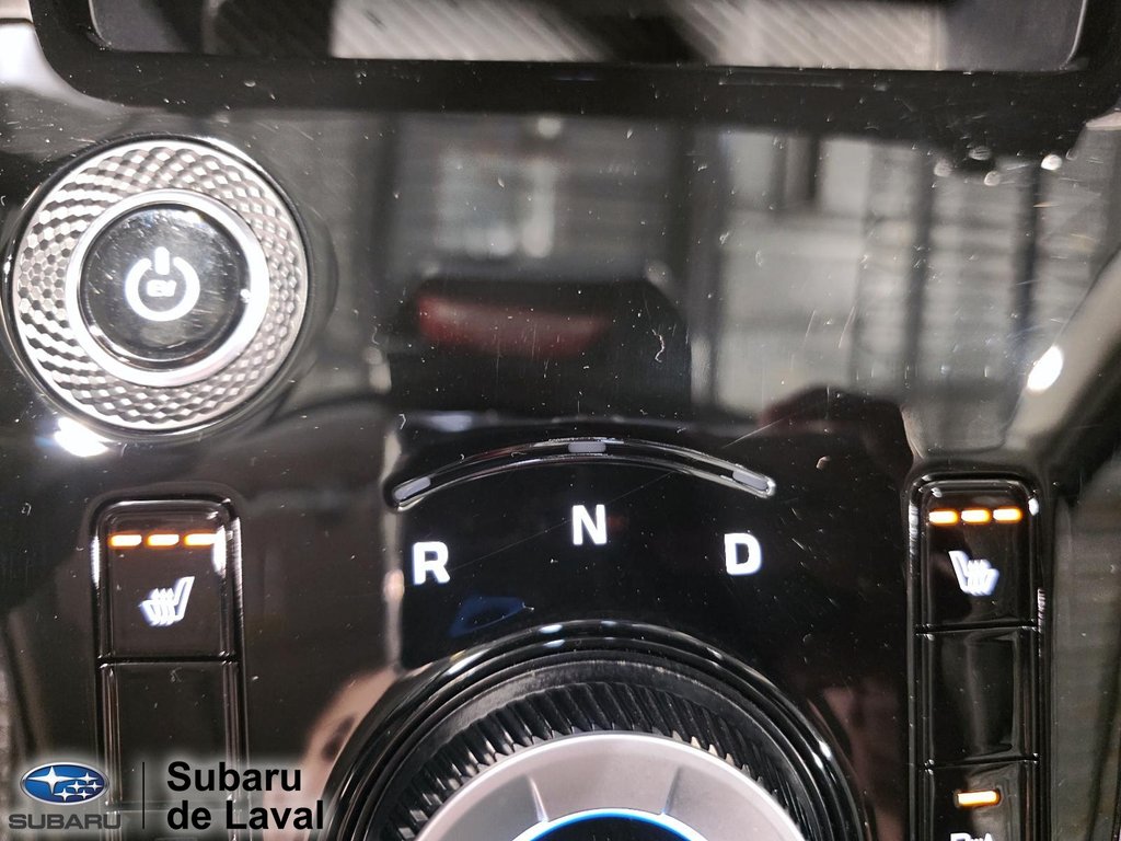 Kia Niro EV Premium + 2023 à Terrebonne, Québec - 15 - w1024h768px