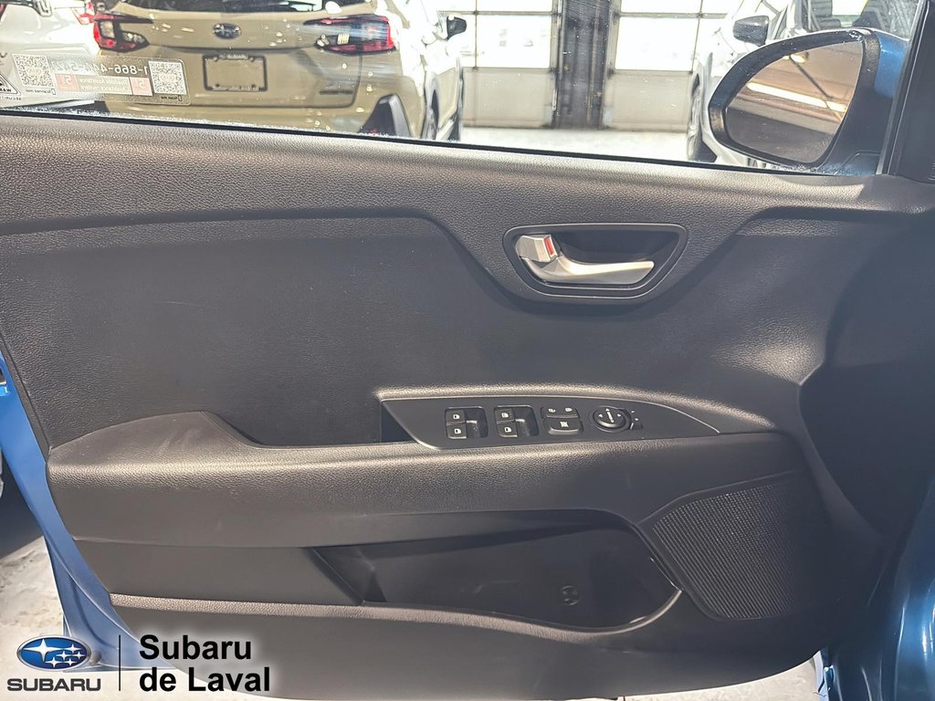 2021 Kia Rio 5-door LX Plus in Laval, Quebec - 10 - w1024h768px