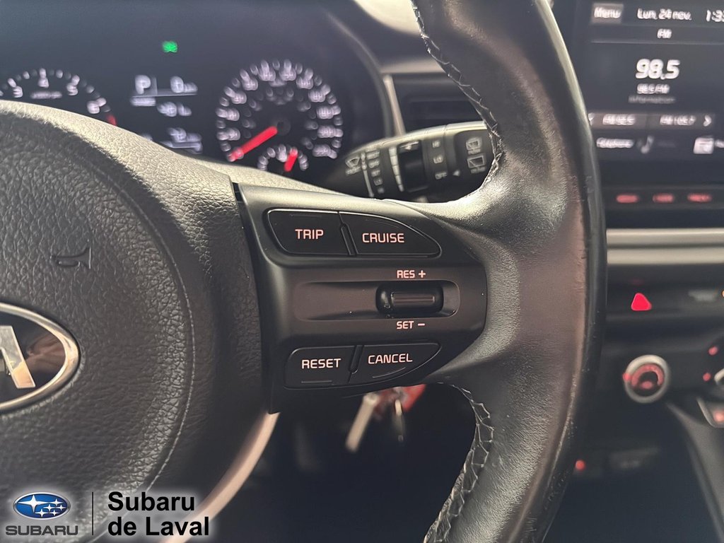 2021 Kia Rio 5-door LX Plus in Laval, Quebec - 18 - w1024h768px